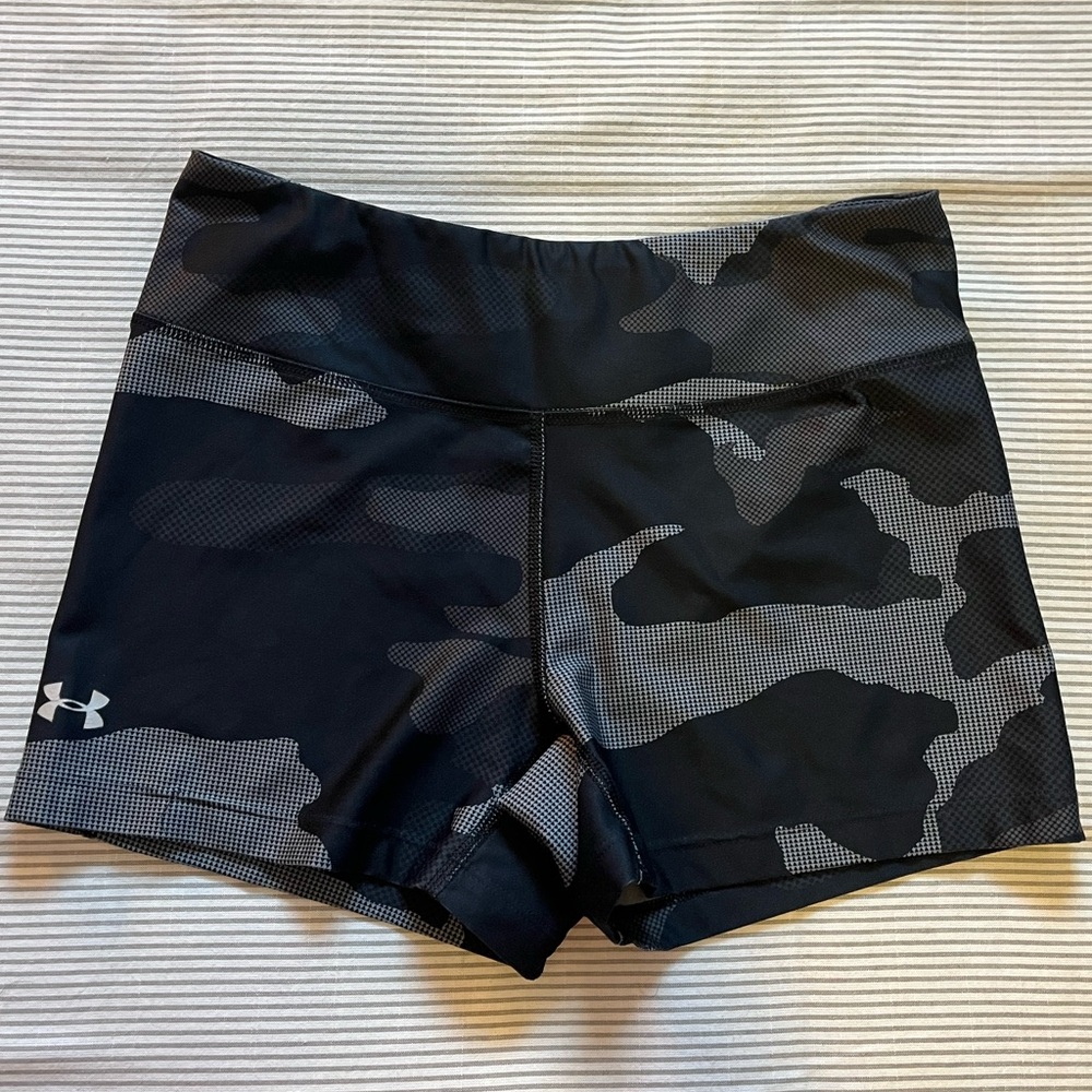 under armour camo shorts